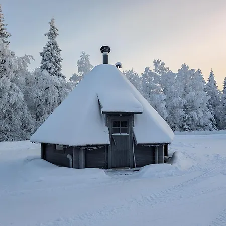 Сasa de vacaciones Matkailumaja Heikkala Rukatunturi