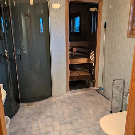 Matkailumaja Heikkala * Rukatunturi